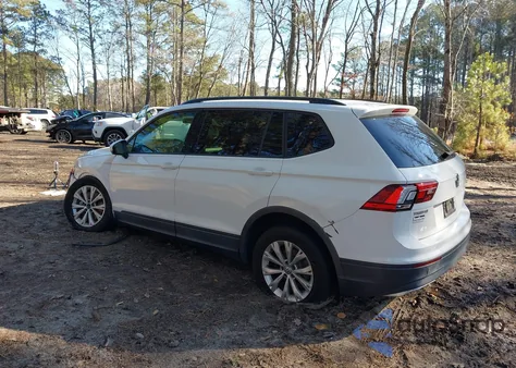 2018 Volkswagen Tiguan 2.0T S z USA, uszkodzony, nr VIN 3VV1B7AX4JM033750